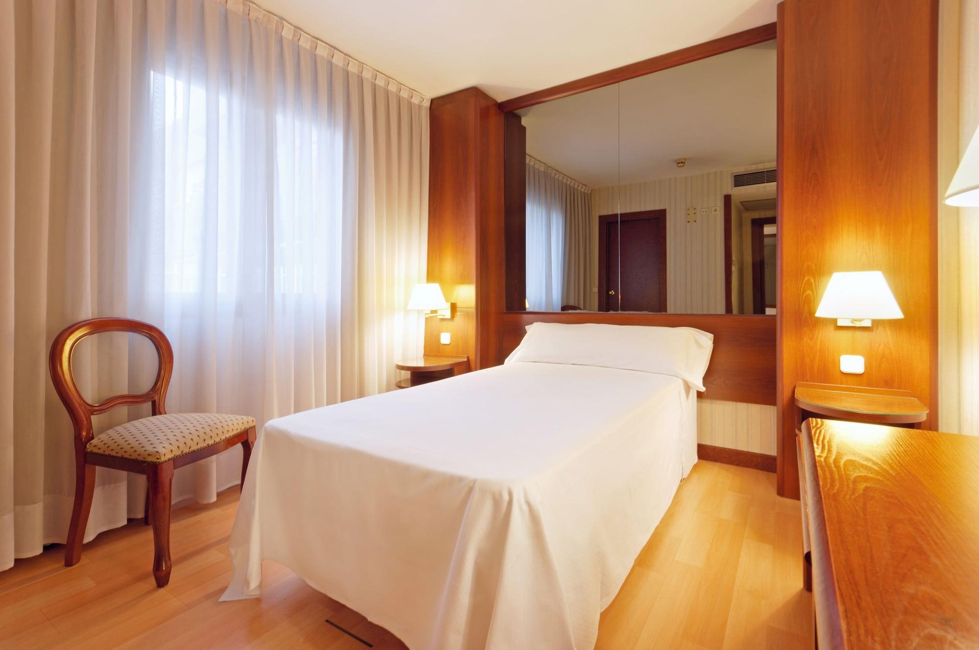 Hotel Madrid Leganes Affiliated By Melia Room photo