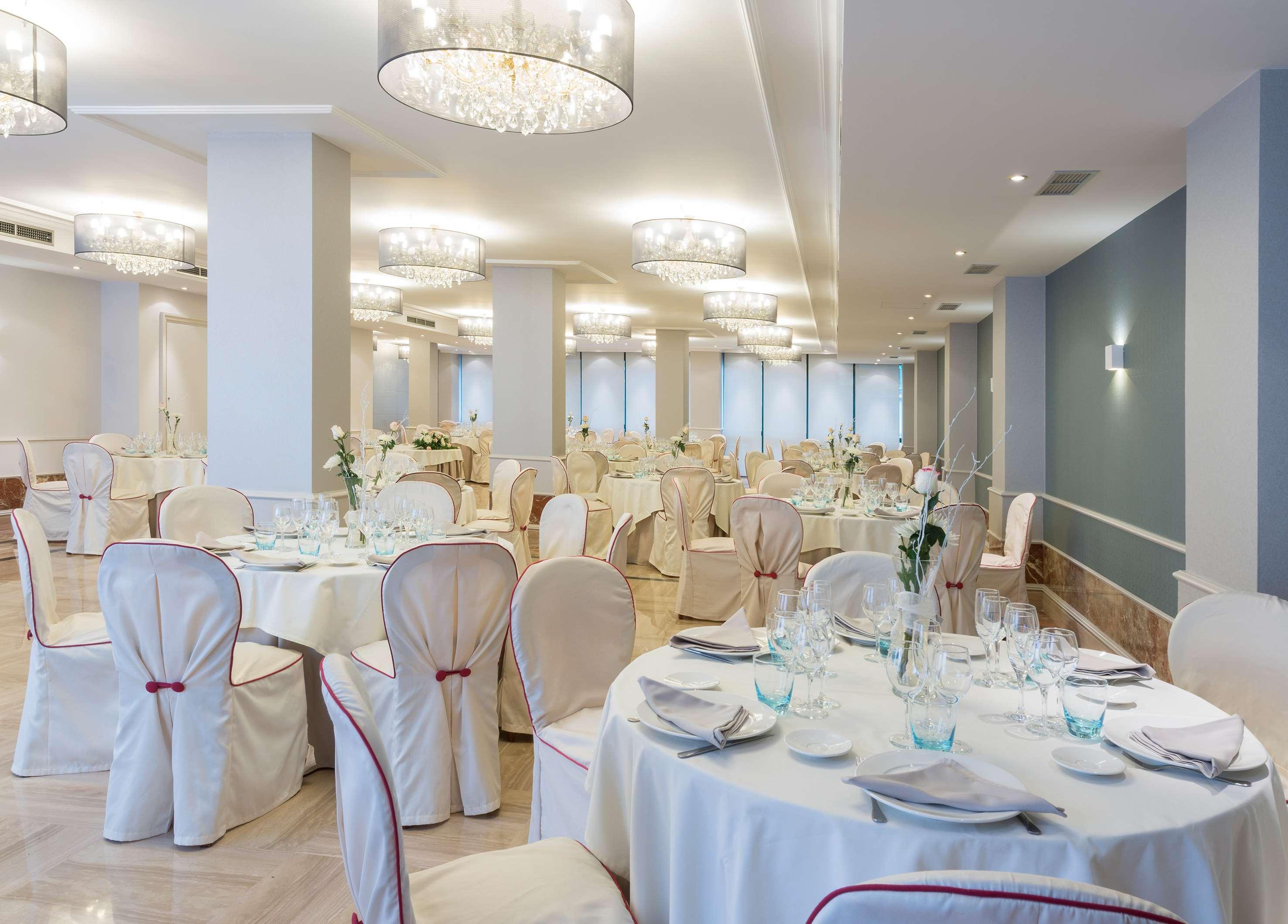 Hotel Madrid Leganes Affiliated By Melia Exterior photo