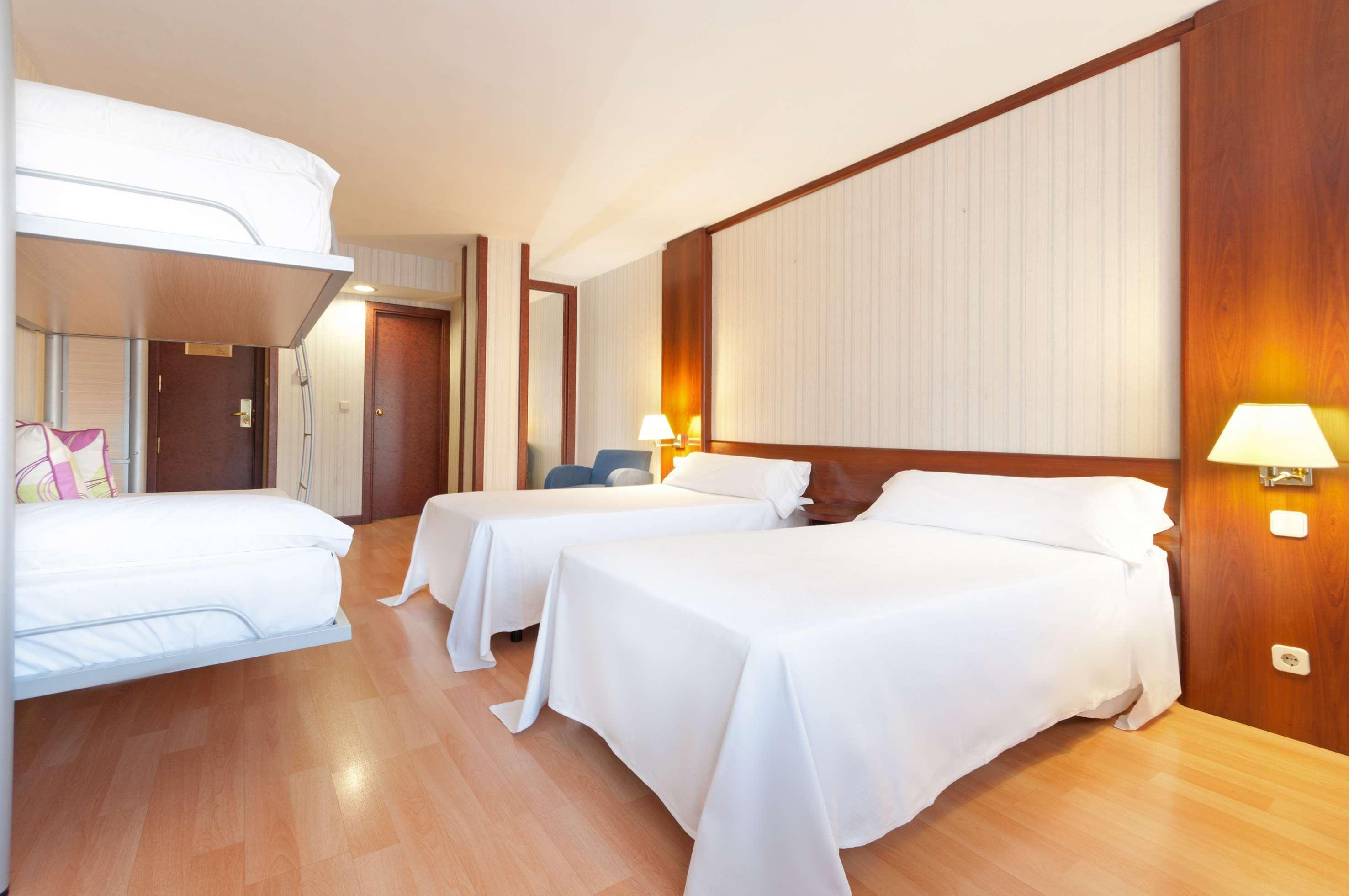 Hotel Madrid Leganes Affiliated By Melia Room photo