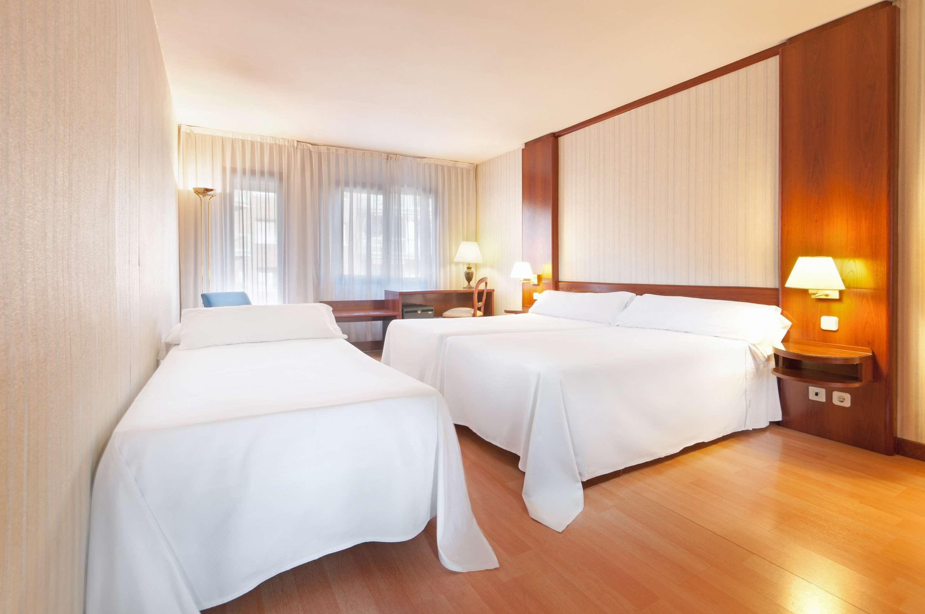 Hotel Madrid Leganes Affiliated By Melia Room photo