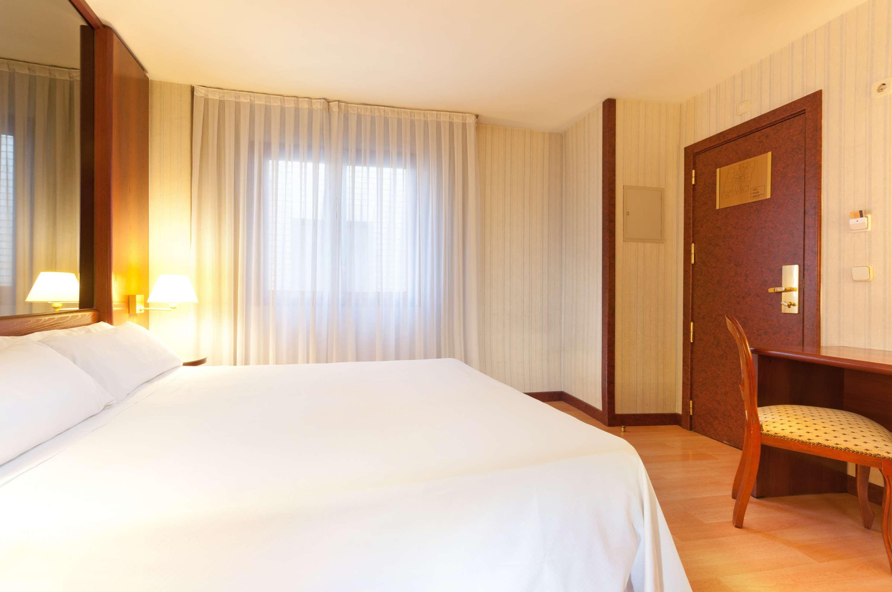 Hotel Madrid Leganes Affiliated By Melia Room photo